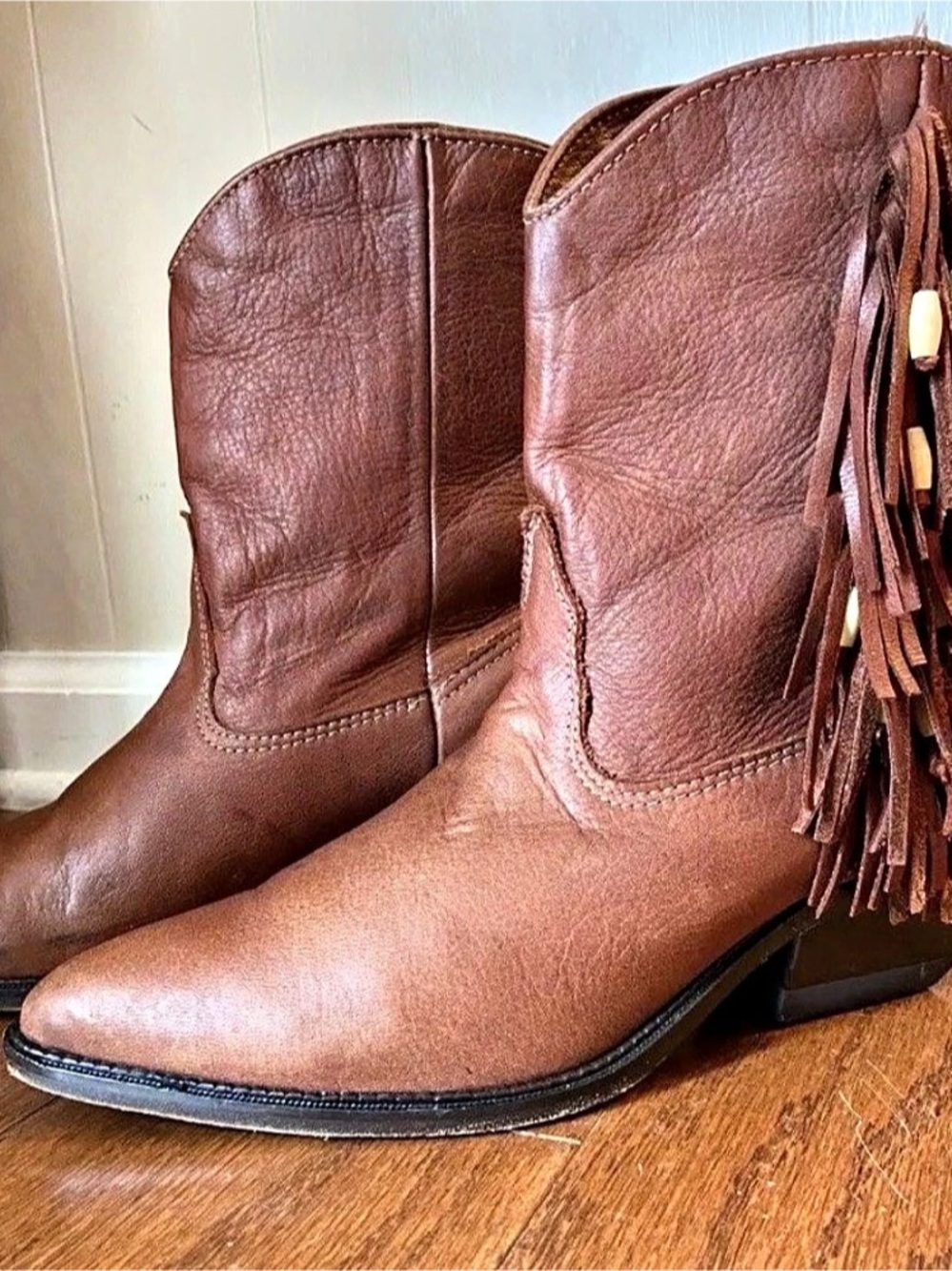 Zodiac Fringe Western Heeled Boots US 6 Brown